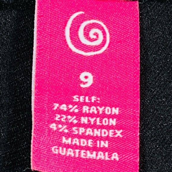 Catch My i size 9 black dressy pants, Ribbed textured material, clasp closure - Picture 9 of 10